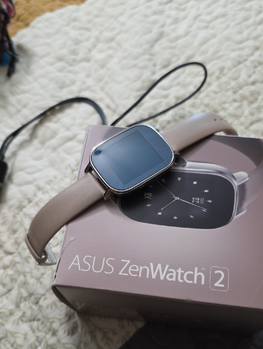 ASUS ZenWatch 2 Silver Case with Taupe Leather Band